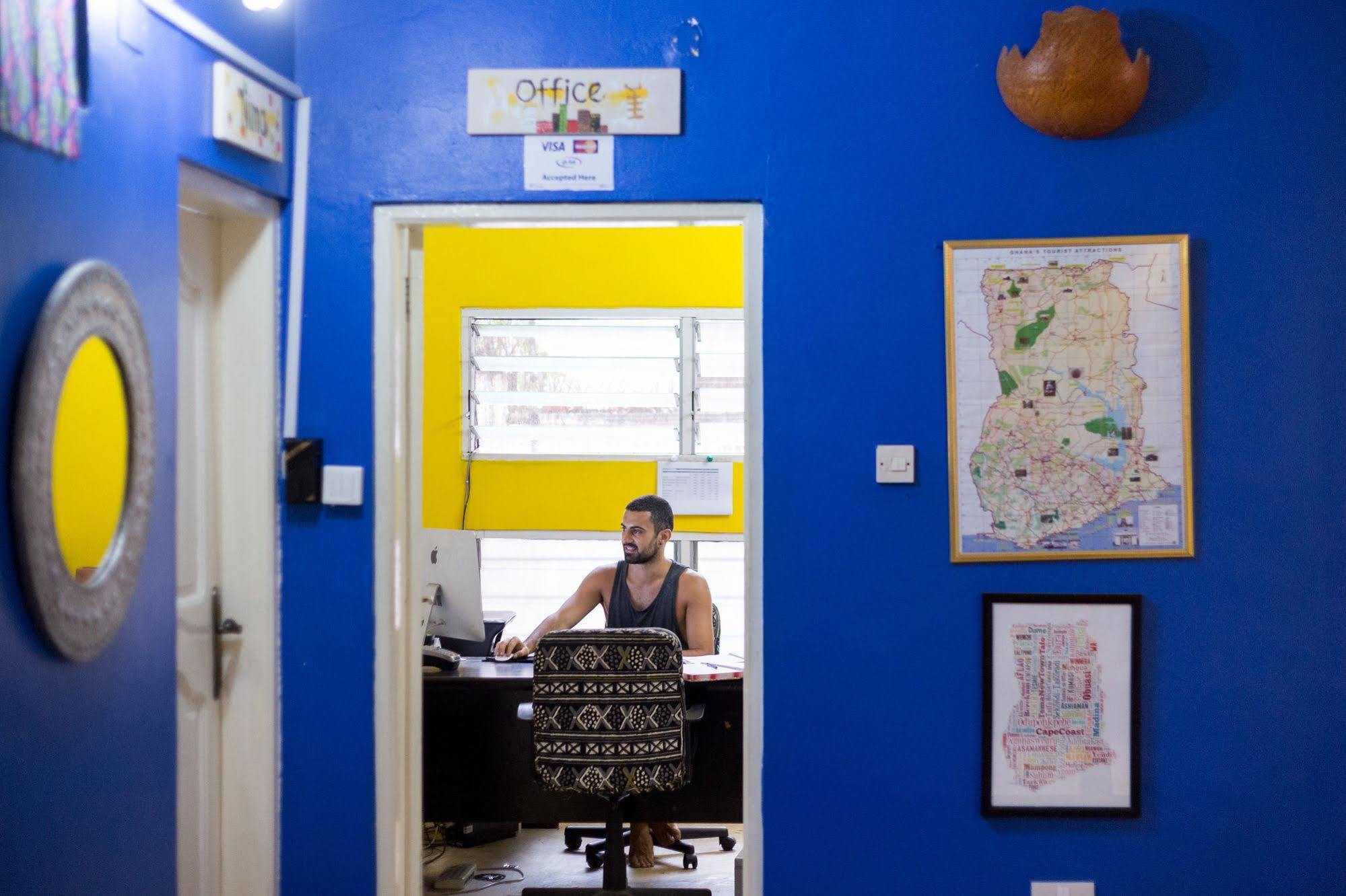 Agoo Hostel (Adults Only) 아크라 외부 사진